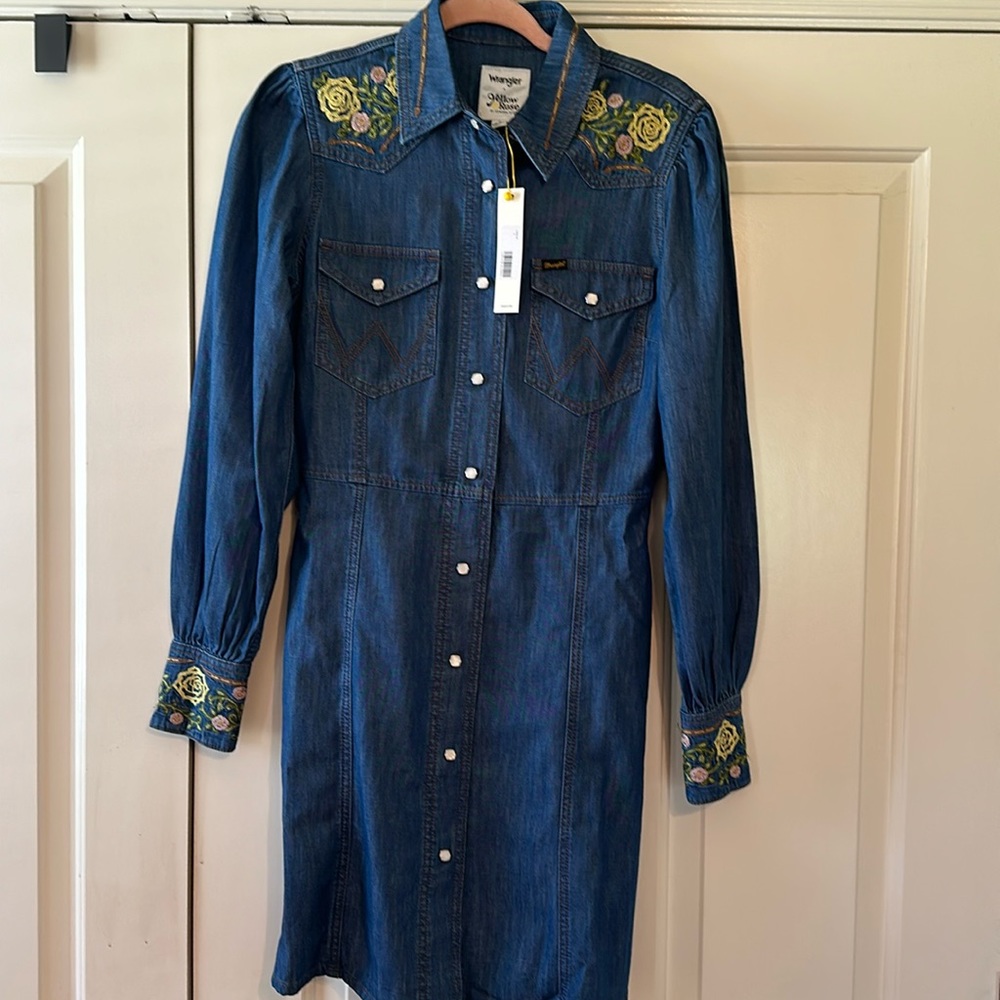 NWT Wrangler x Yellow Rose by Kendra Scott Embroidered Jean denim dress